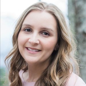 Meet your Posher, Courtney